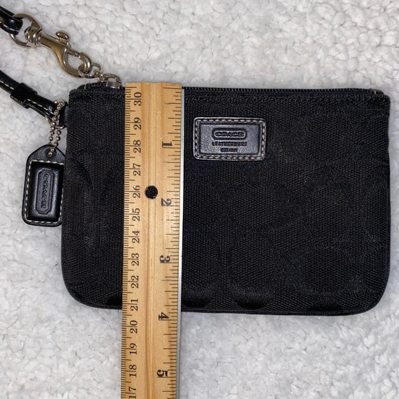Coach Sig C Black Wristlet - Picture 10 of 13